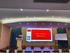 杨桂荣总裁亲自授课，设计培训会激发创意巧思