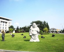 石雕艺术：凝固的时光，永恒的美学